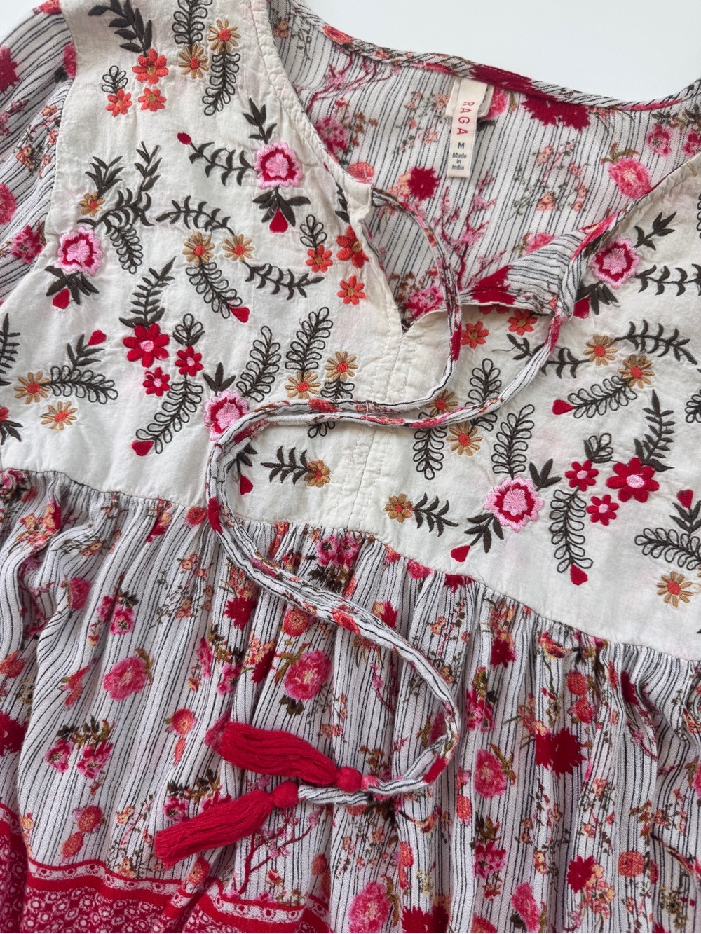 Raga Anthropologie Primrose Printed Embroidered Boho Blouse Medium - Picture 3 of 8